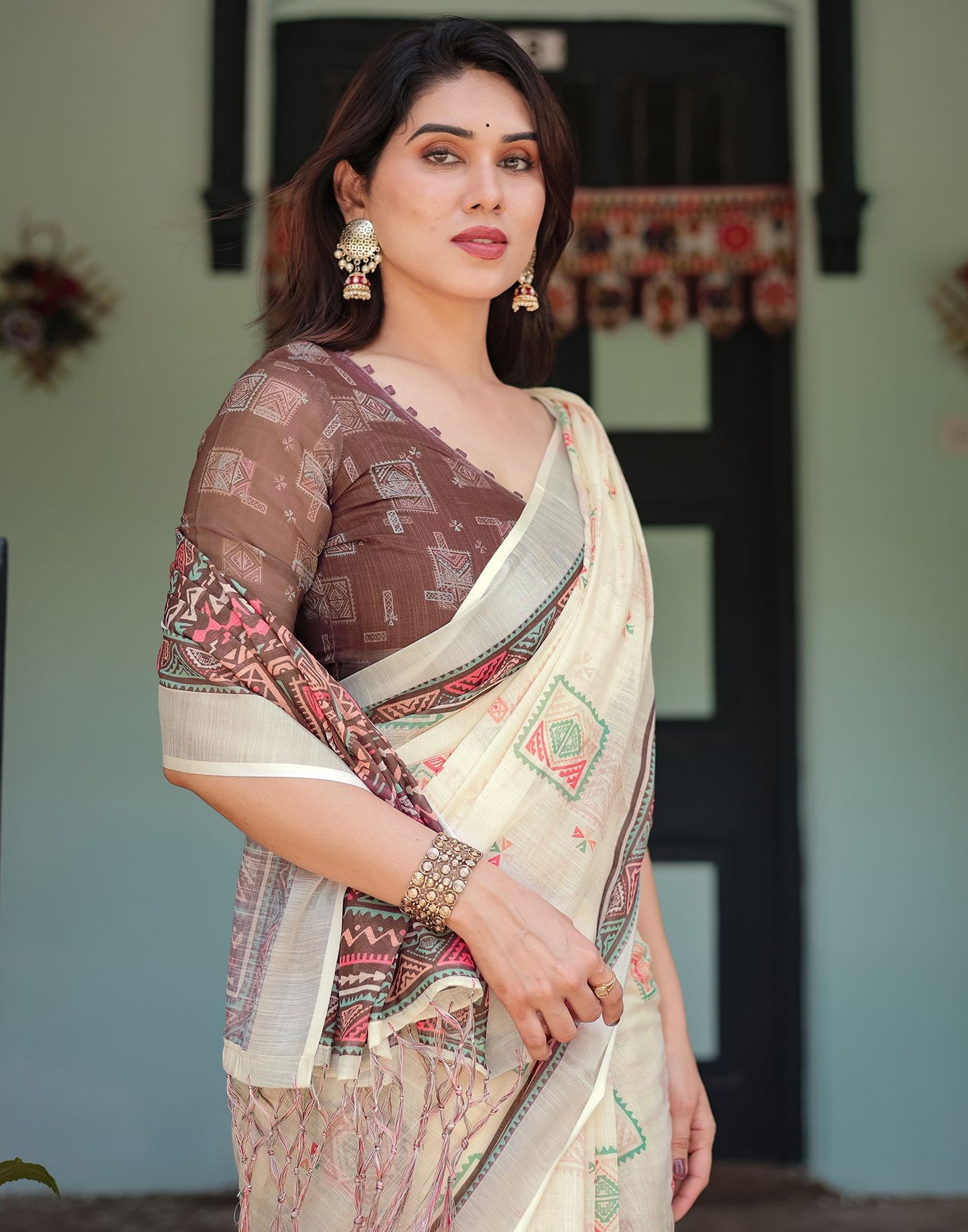 Emolient Cream Printed Saree