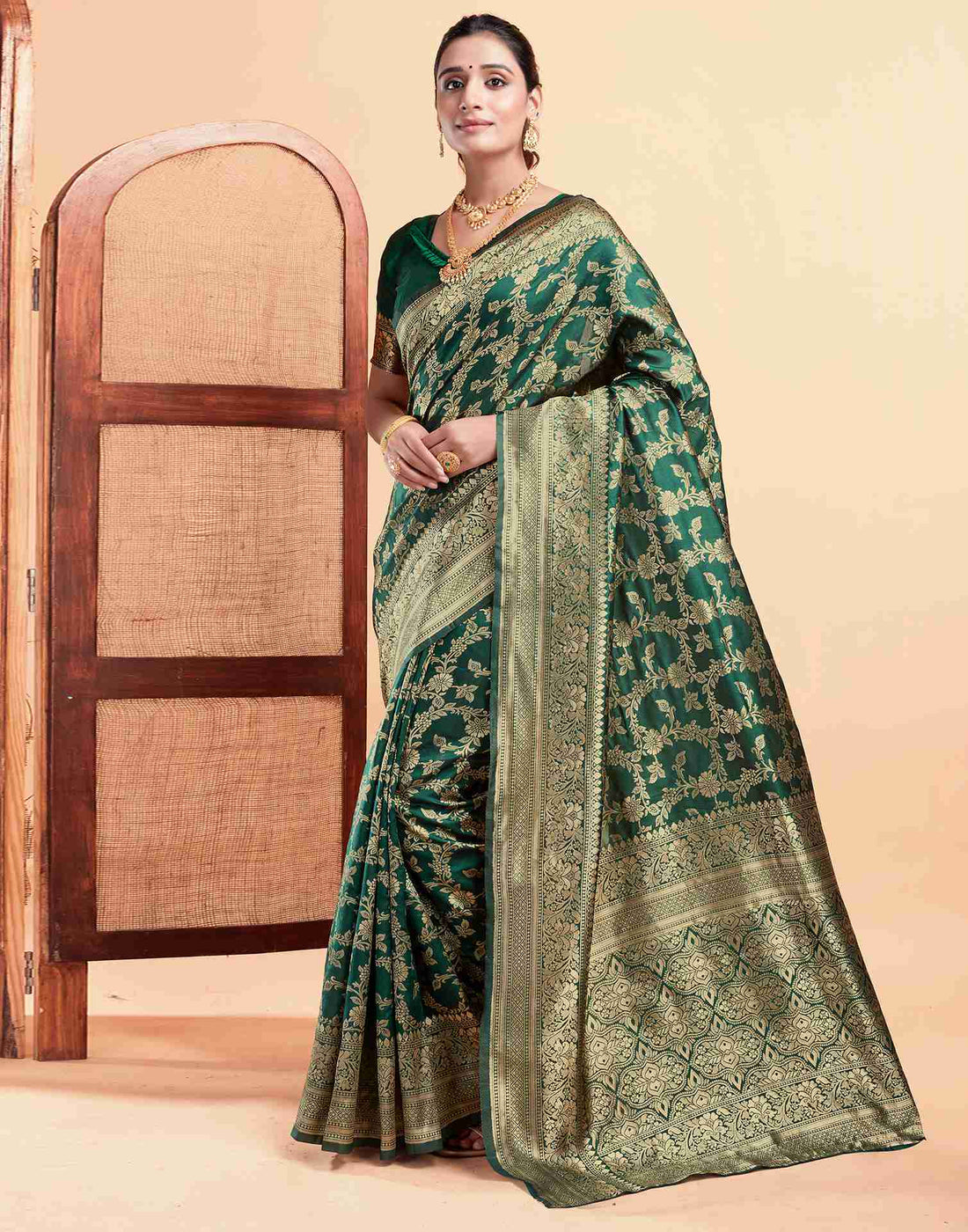 Voluminous Green Banarasi Silk Saree