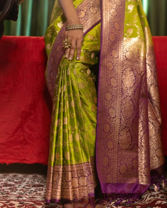 Beryl Green Woven Banarasi Saree