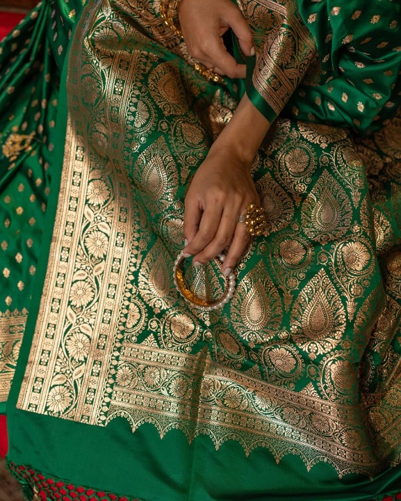 Aquamarine Green Woven Banarasi Saree