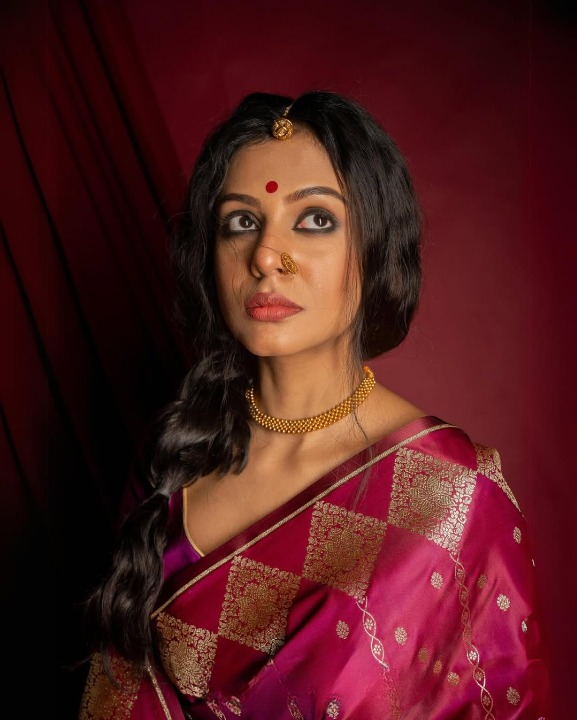 Vitality Pink Woven Banarasi Saree