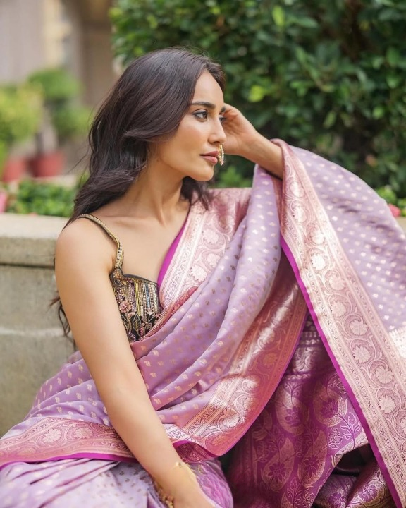 Vermilion Pink Woven Banarasi Saree