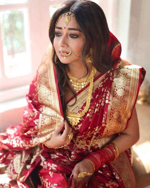 Aflush Red Woven Banarasi Saree