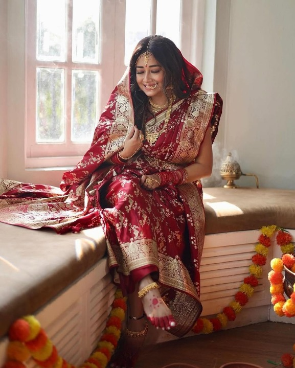 Aflush Red Woven Banarasi Saree