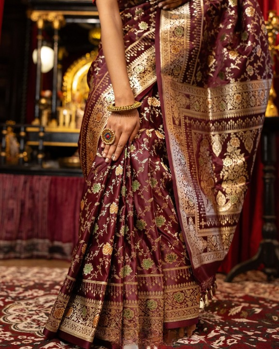 Abandon Maroon Woven Banarasi Saree